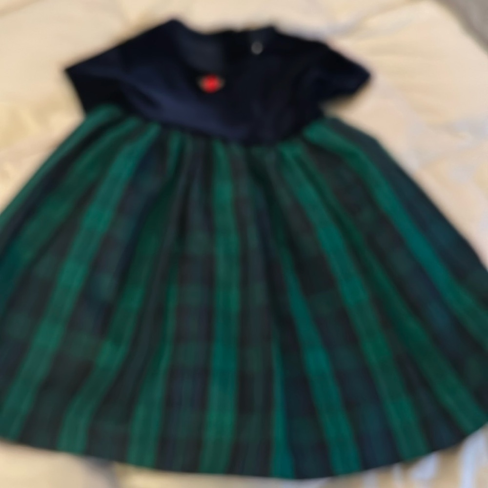 Good-lad 4T holiday dress like new green taffeta navy stretch velvet top